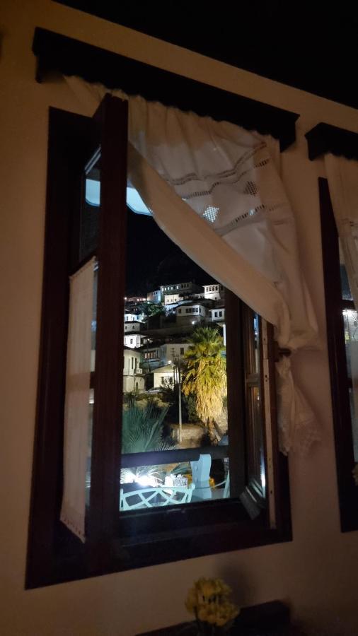 Master Hotel Berat Exterior photo
